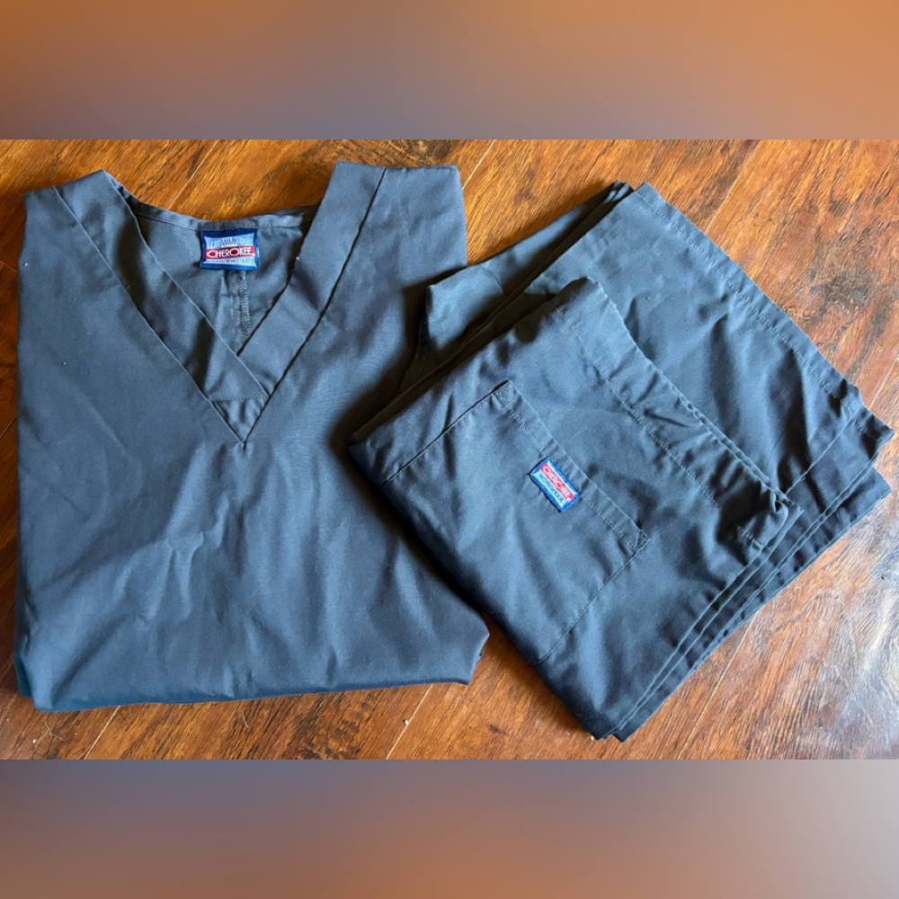 Scrubs Set—Cherokee